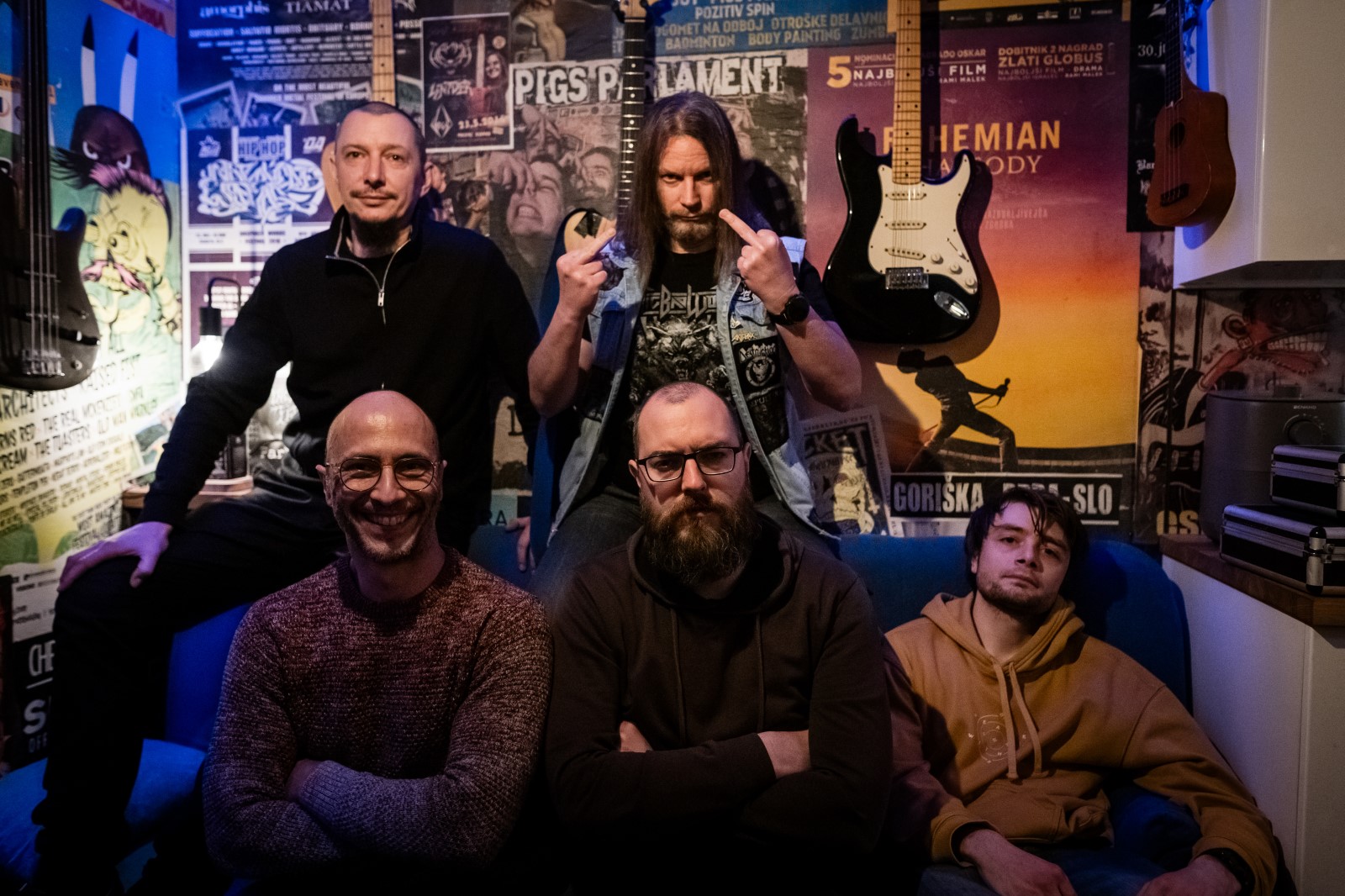 HANGANA — full band portrait